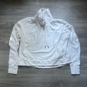 Sweaty Betty Cream Funnel Neck Long Sleeve Sweatshirt Size M Comfy Fall Cabin